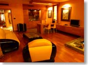 �z�e���A�l���̍��؃��[��