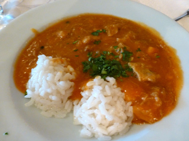 ���H�i�u���K���A�����̃P�o�u�`�F�j