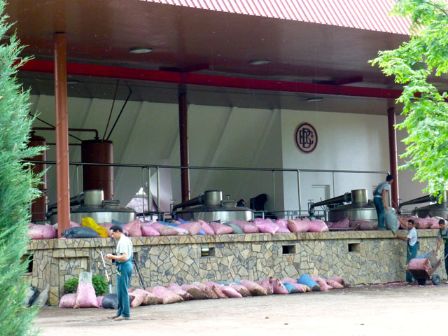 �o���̏o�׌���