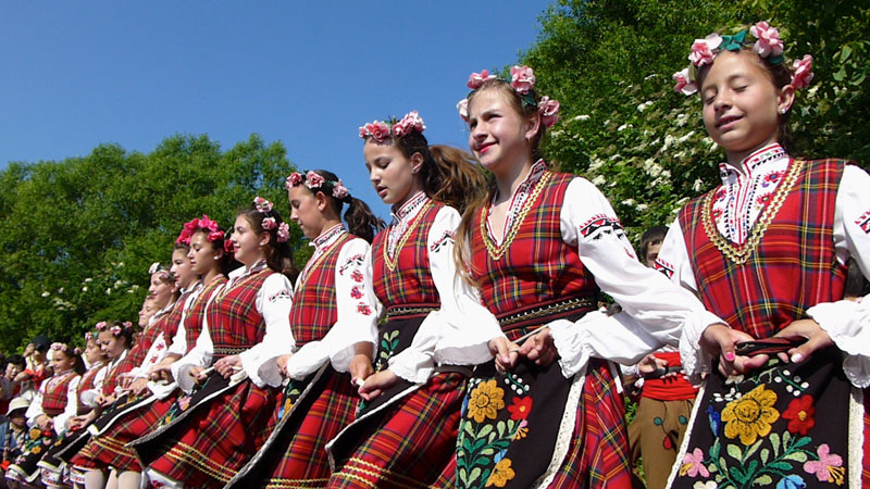 ���C���ɂȂ��ėx�鏭������