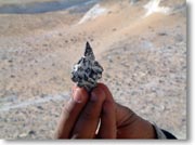 �A�K�o�b�c�̕ς�����`�̐΂���ɂƂ��Ă݂��Ƃ���