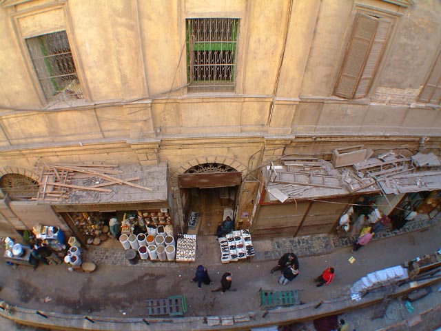 �}�h���T�E�X���^���E�S�[���[���猩�����̒ʂ�̗l�q