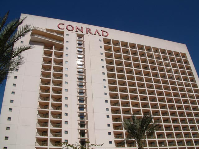 �R�����b�h�z�e���O��