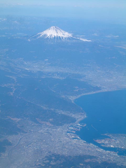 �����s�t�߂��猩���x�m�R