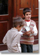 �q������