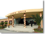 �J���f�B�A�E�}���X