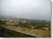 ��J�̒��𑖂�