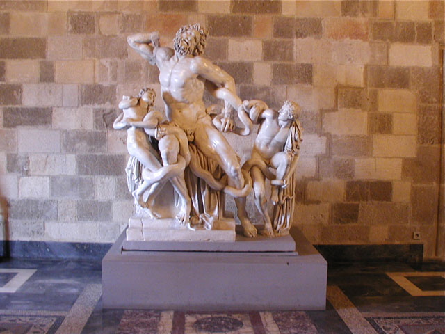 �g���C�̐_���E���I�R�[����