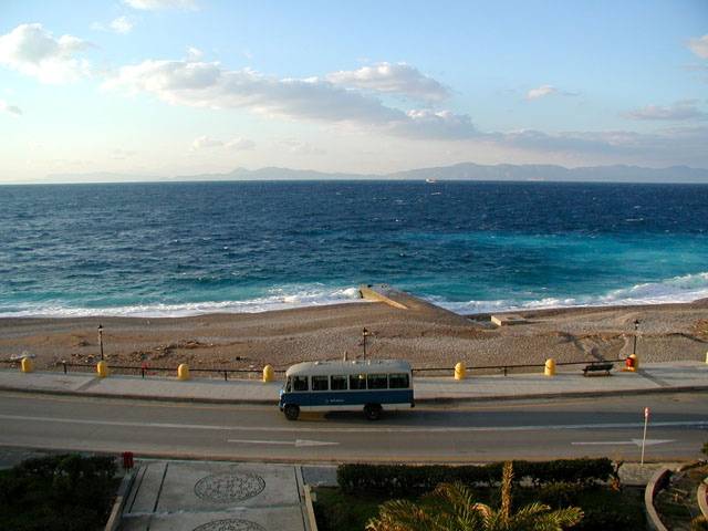 �Ί݂̓g���R