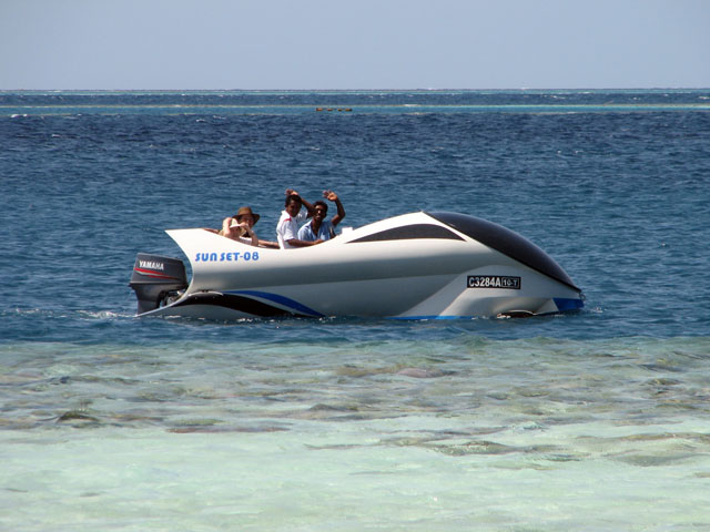 �O���X�{�[�g