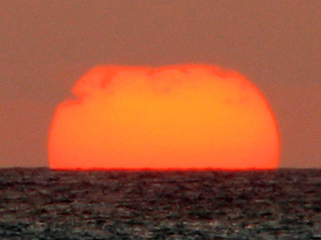 �������ɒ��ޑ��z