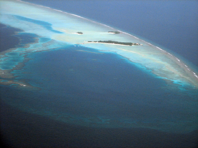 ���q���F���E�r�[�`�E���]�[�g