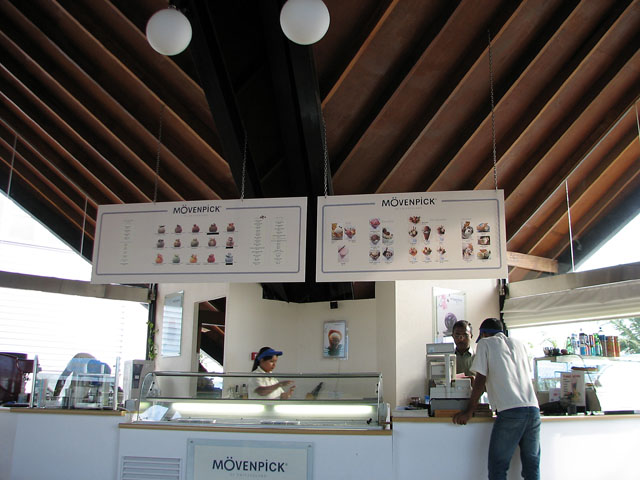 �A�C�X�N���[���X��