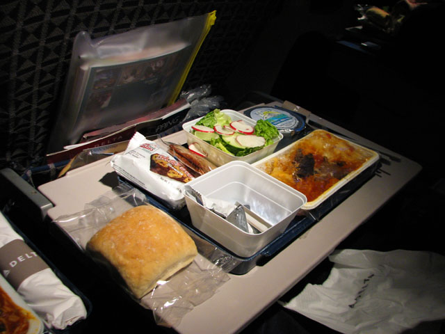 �A�g�����^���P��ڂ̋@���H