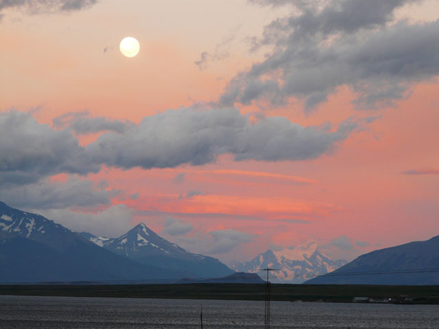 �������猩�����ƃp�C�l