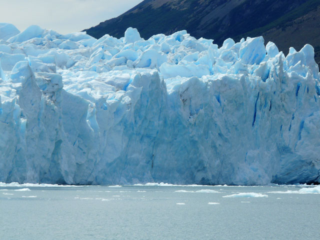 �D�ォ�猩�������m�X�͂̃A�b�v�R