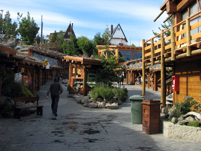 �X�|�[�c�p�i�X�Ȃǂ����Ԓʂ�