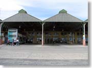 �J���t�@�e�̃o�X�^�[�~�i��