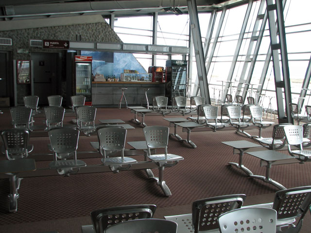 �E�X�A�C�A��`�̑ҍ���