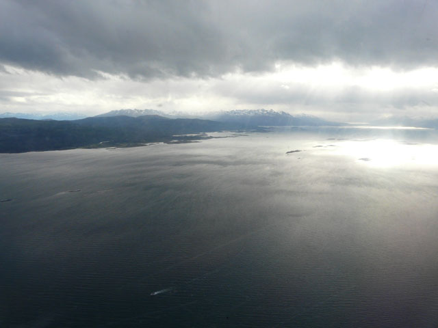 �E�X�A�C�A�߂�