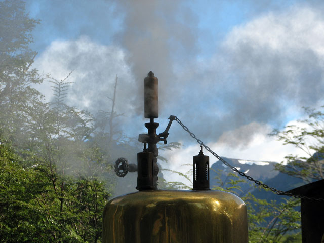 ���E�̉ʂč��̏��C����