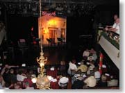 �J���O�̃X�e�[�W�̗l�q