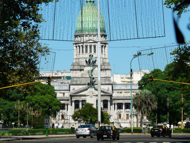 ����c����