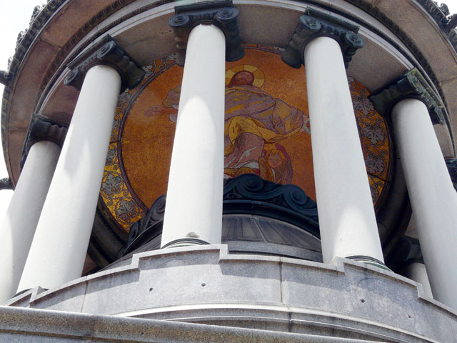 �L���X�g�ƓV�g�̗��h�ȃ��U�C�N�t���̏��O