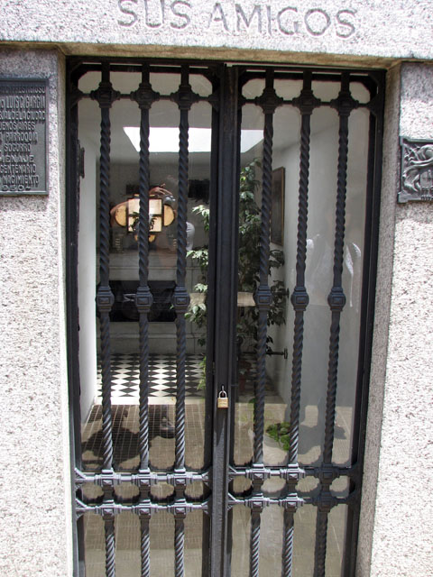 ���h�ȉƂ̌��ւ̂悤