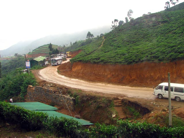 �ܑ�����ĂȂ����H