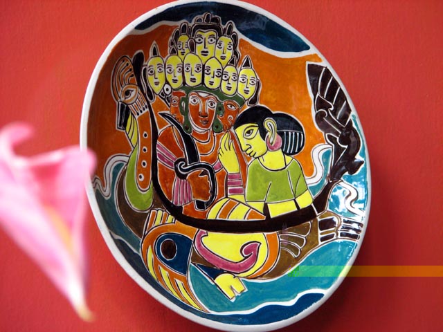 �i�����̕ǂɂ������Ă������ȎM