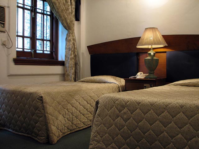 �L�����f�B�̃X�C�Z�E�z�e���̕���