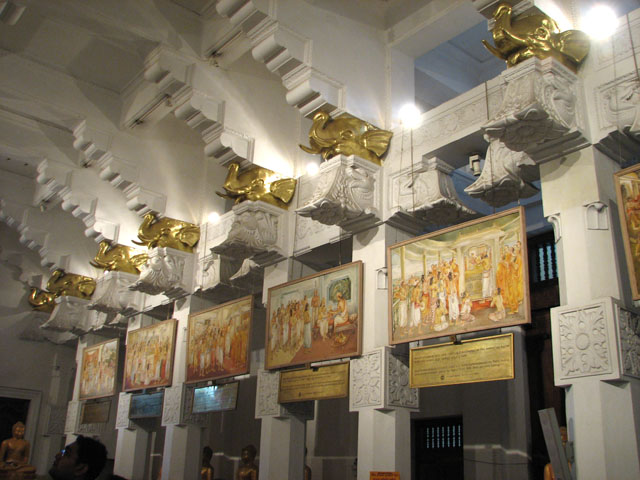 �����̗l�q