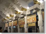 �����̗l�q