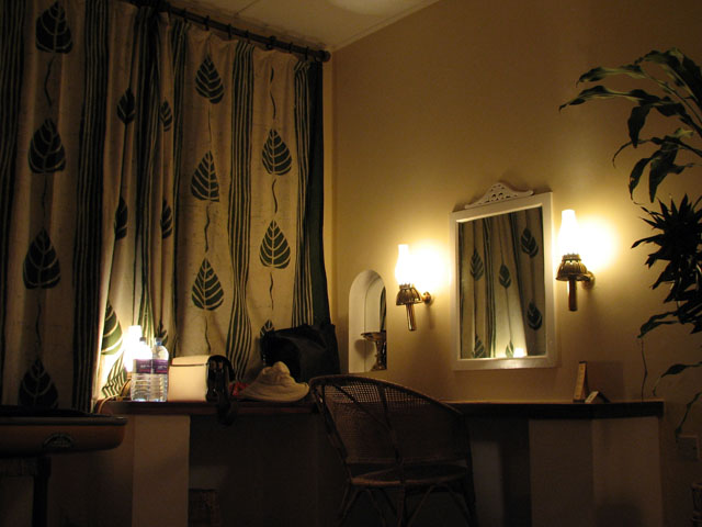 �z�e���̕���