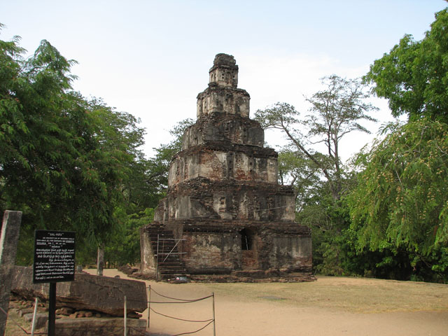 �T�g�D�}�n���E�v���T�[�_