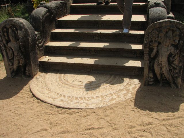 ���[���X�g�[��