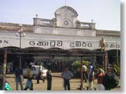 �R�����{�̃t�H�[�g�w