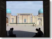 �o���N�E�n�[���E���h���Z�̒����猩���W���}�E���X�N