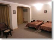 �q���@�̃z�e���u�}���J�E�z���Y���v�R�����̒�