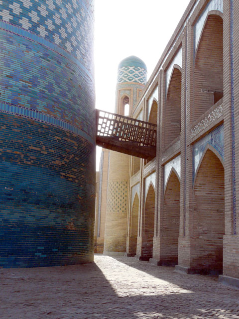 ���n���}�h�E�A�~���E�n�[���E���h���Z�ƃJ���^�E�~�i��