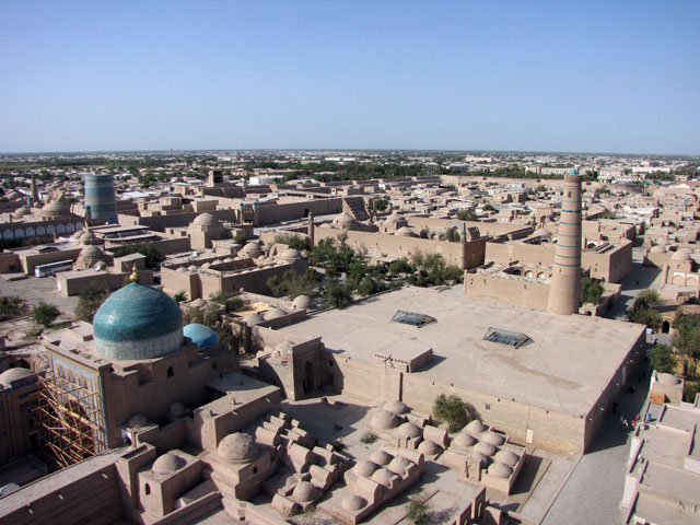 �~�i���b�g�̏ォ�猩���i�F