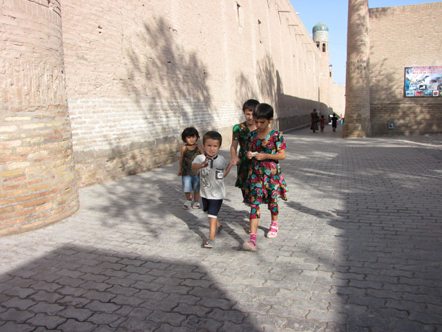 �j�̎q�E���̎q