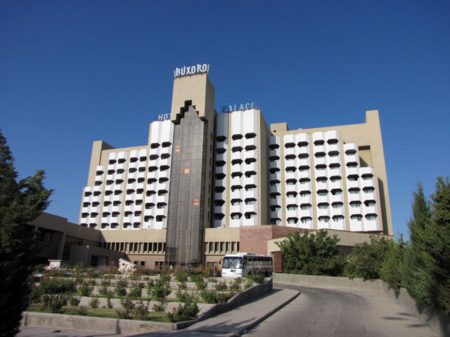 �u�n���E�p���X�O��