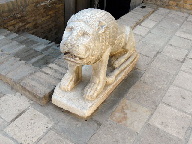 ���q�̒u��