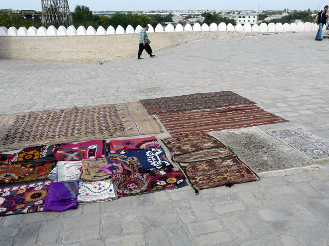 �ƒ{�̔r�����͌X�΂ɂ����ė����