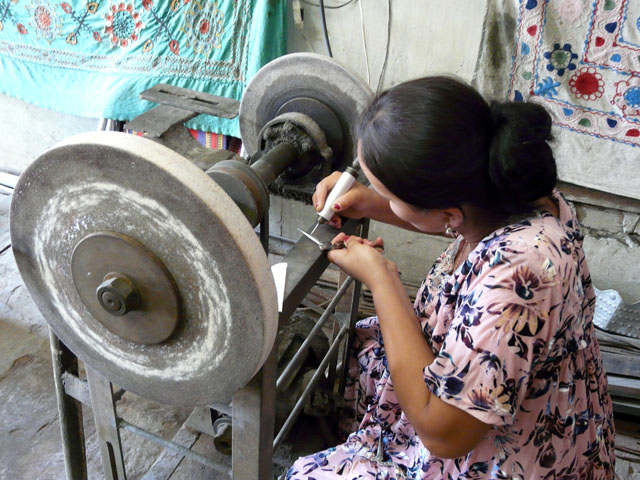 �n�T�~�ɖ��O�𒤂��Ă��鏗��