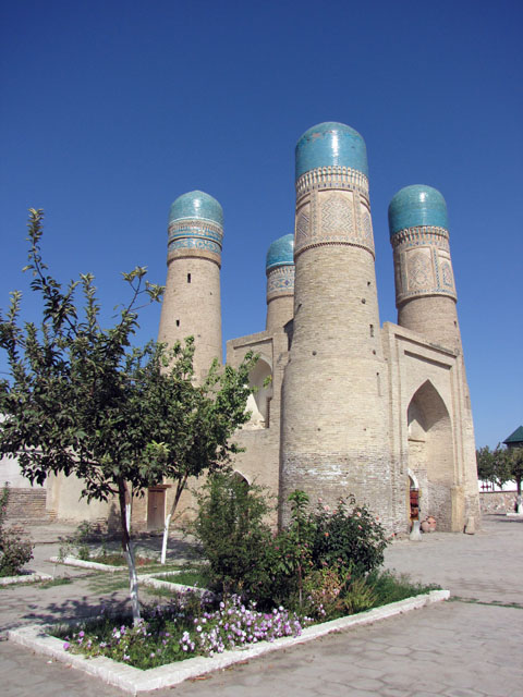 �`�����E�~�i���O��