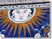 ���z�̐^�񒆂Ɋ�