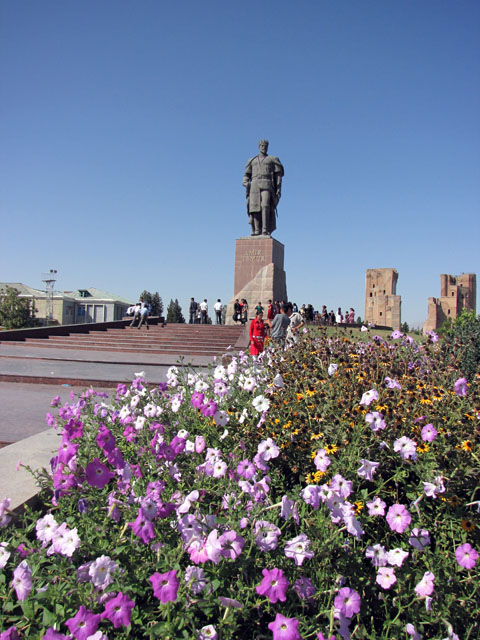 �Ԓd�ƃe�B���[����